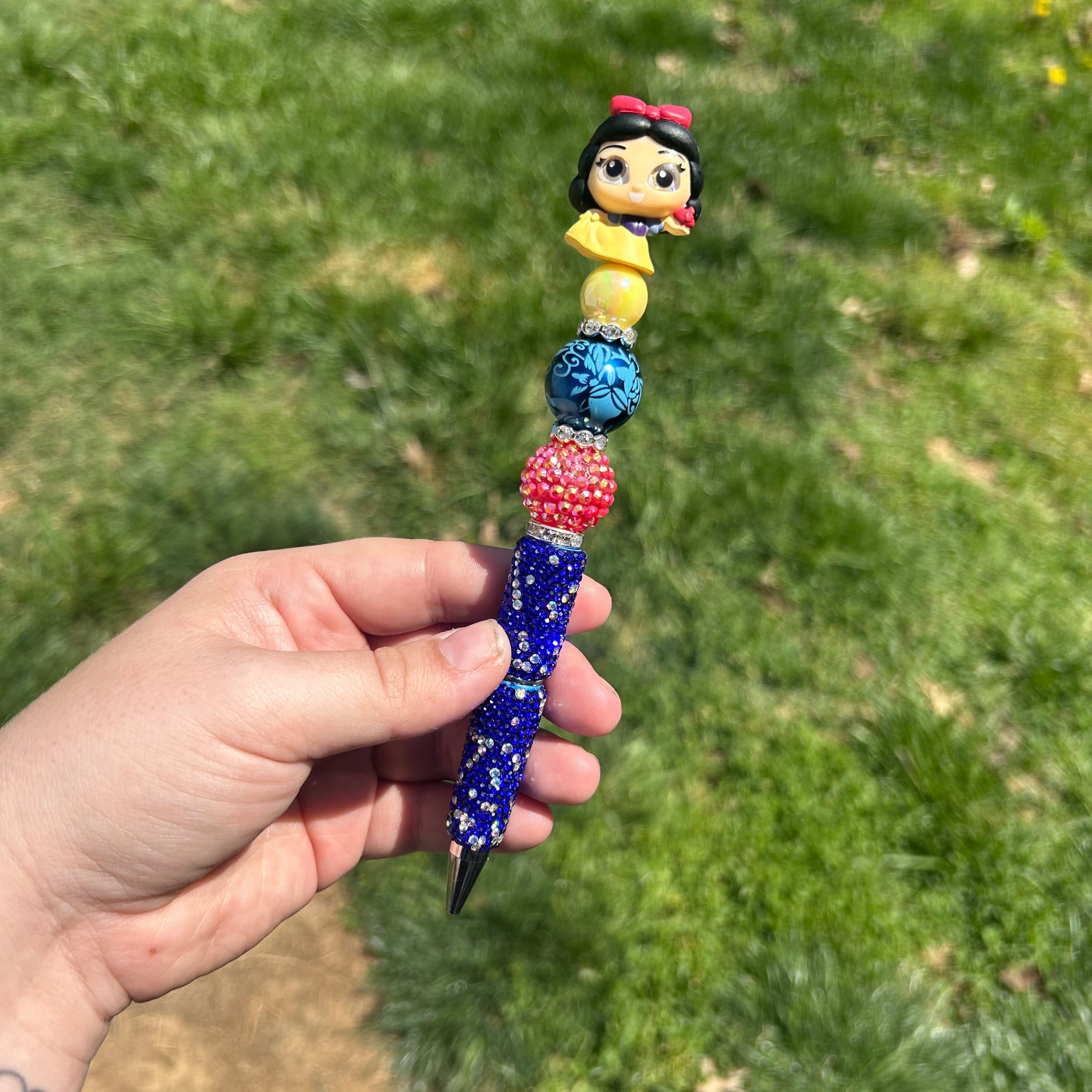 Deluxe Doorable Beaded Pen